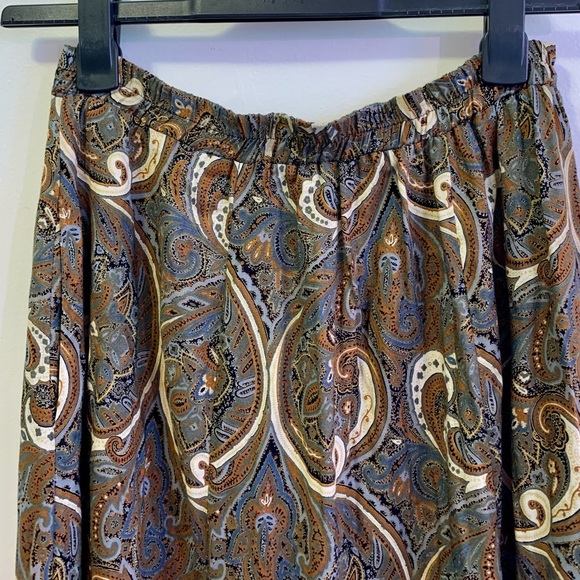 Vintage paisley suit/skirt set - Picture 12 of 14
